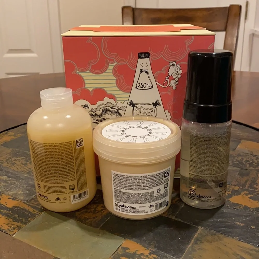 DAVINES SOFT CLIUD NOUNOU HOLIDAY SET Shampoo Conditioner Liquid Spell